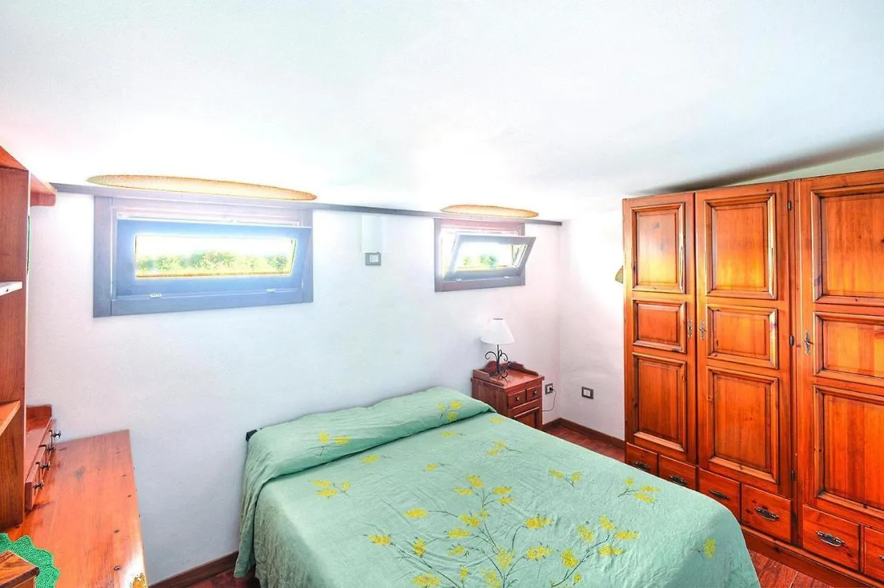 Holiday Home With Pool, Solarino 0*,